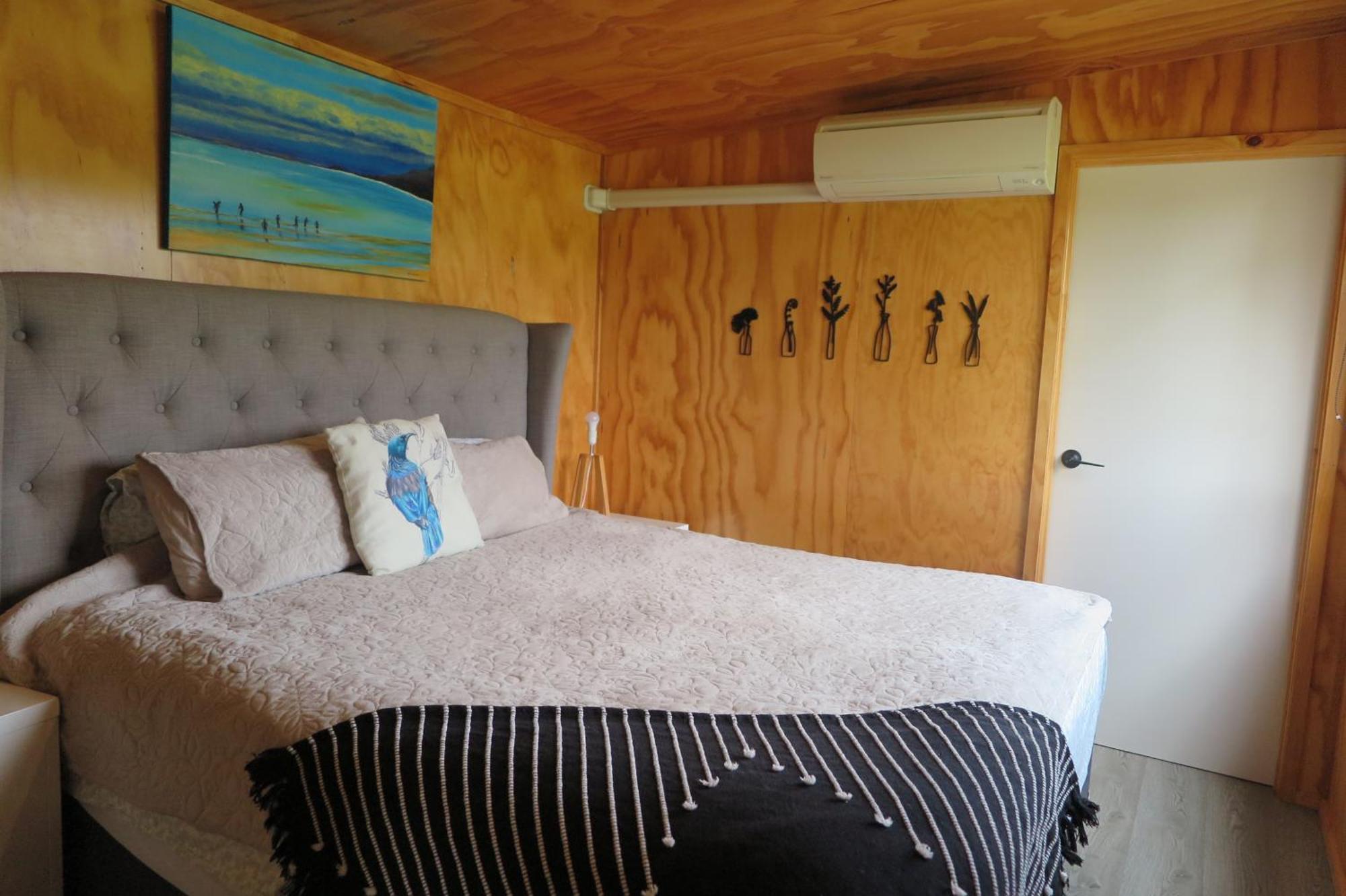 White Pine Bush Cabins Taneatua Экстерьер фото